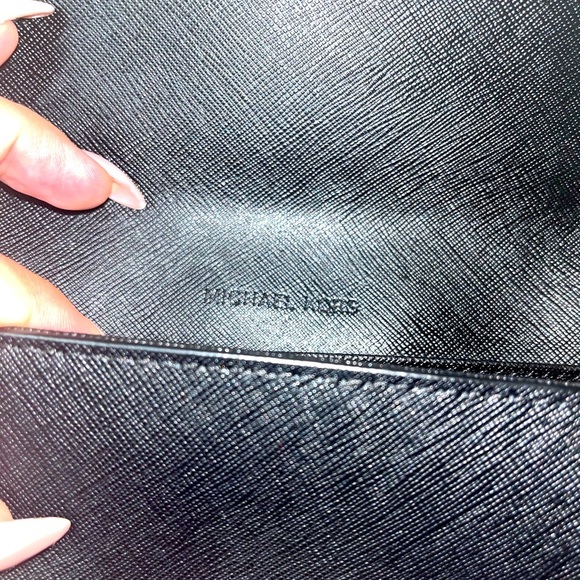 Michael Kors Jet Set Travel Carryall Saffiano Leather Wallet, Black - Picture 9 of 11